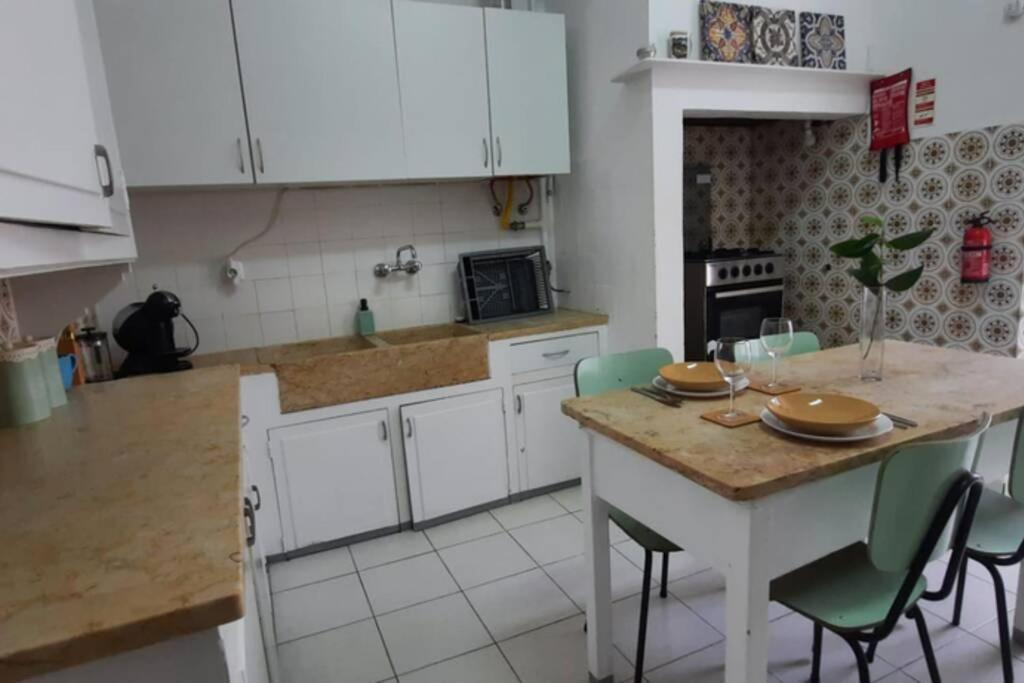 Charming Sunny Terrace / One Bedroom Apartment Lisboa Exteriör bild