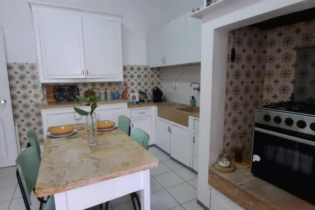 Charming Sunny Terrace / One Bedroom Apartment Lisboa Exteriör bild