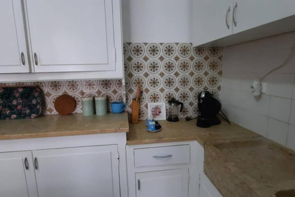 Charming Sunny Terrace / One Bedroom Apartment Lisboa Exteriör bild